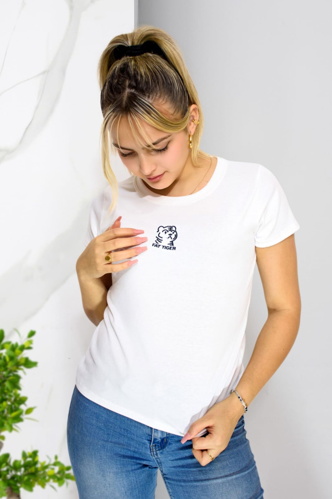 Remera Gatito bordada