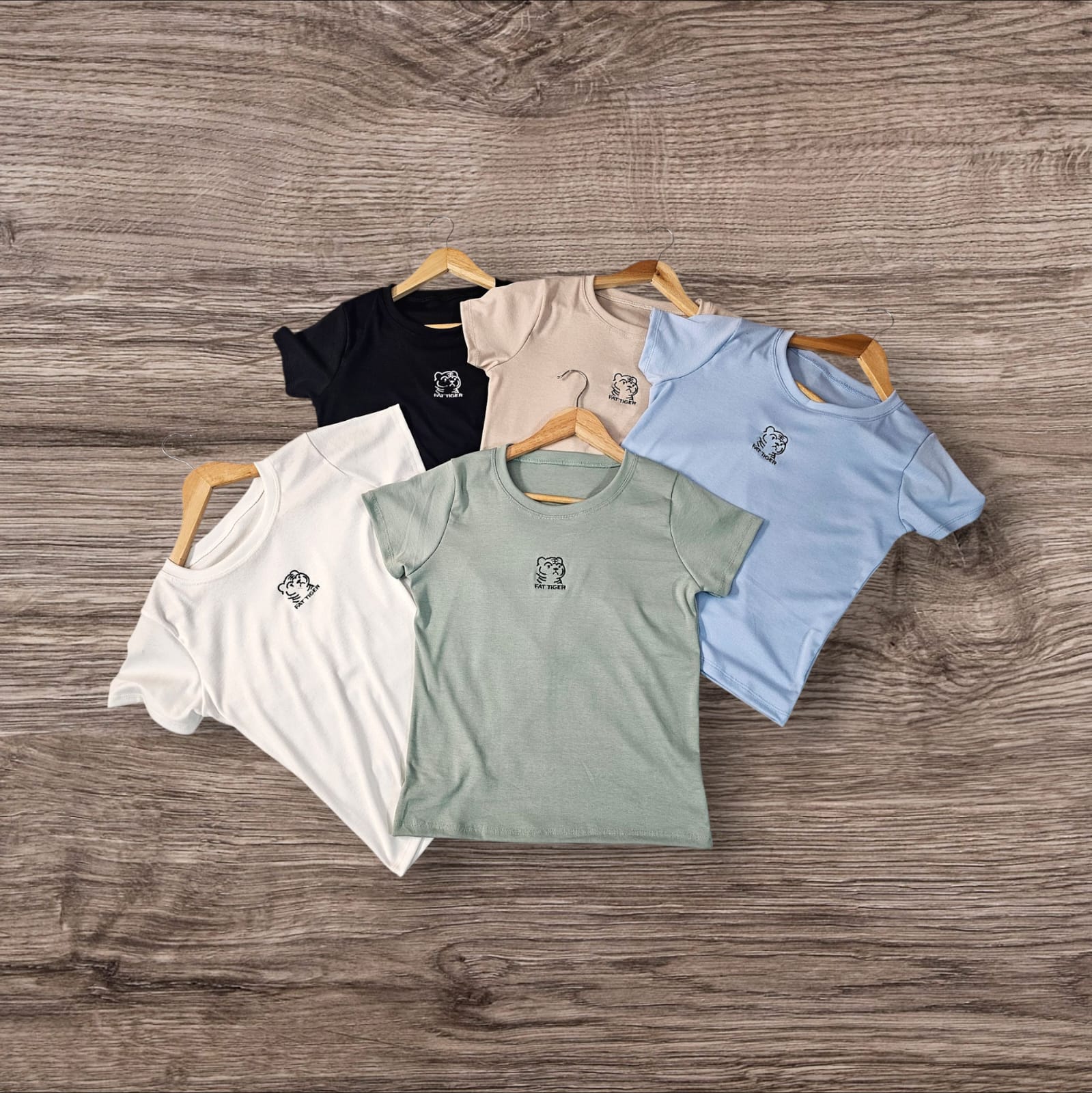 Remera Gatito bordada