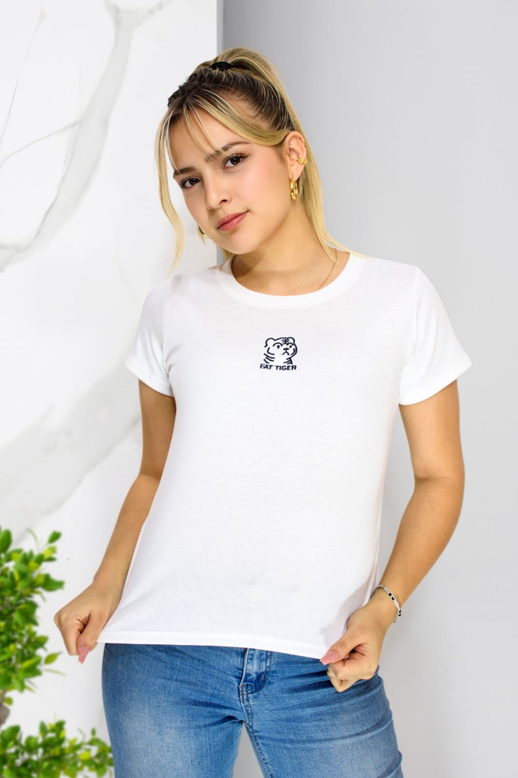 Remera Gatito bordada